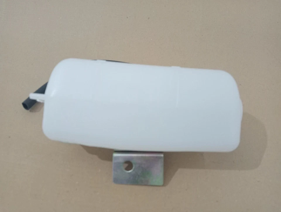 Suzuki Samurai SJ410 SJ413 Gypsy Coolant Bottle Radiator Overflow Tank #B875 - Image 2 of 4