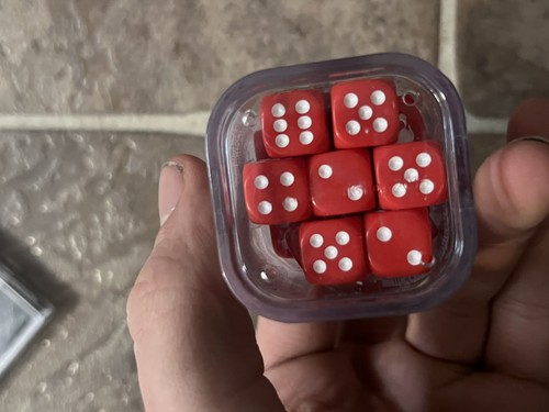 Warhammer 40,000 Dice Set Red 12mm BRAND NEW SEALED - Picture 7 of 7