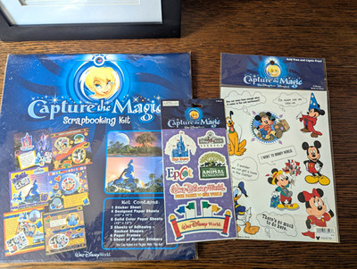 Walt Disney World Capture The Magic Scrapbooking Kit Mickey Mouse & Friends