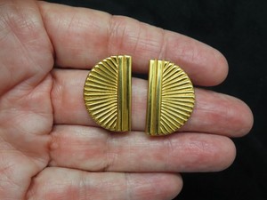 Authentic Vintage Sharp & Sophisticated Gold Plated MONET Pierced Earrings