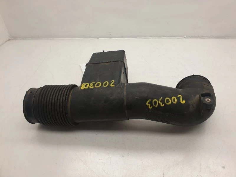 Toyota Tundra 2001 4,7 L 8 cilindros filtro de aire tubo resonador montaje Foto 4 de 4