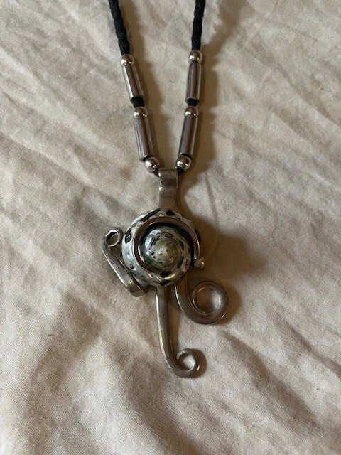 Collar artesanal concha marina - Colgante con ajuste de tenedor único hecho a mano joyería Foto 2 de 4