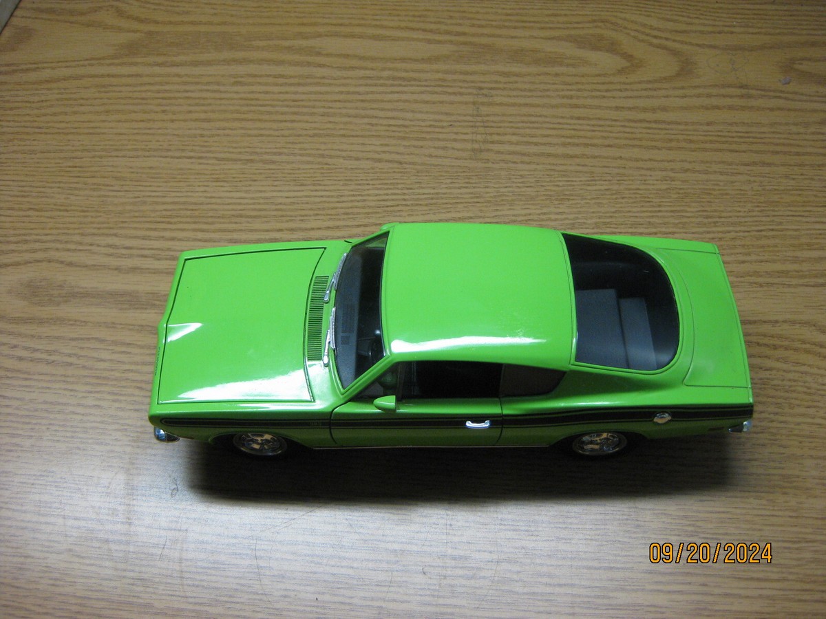 1/18 1969 PLYMOUTH BARRACUDA ,LIME GREEN , BY ROAD LEGENDS