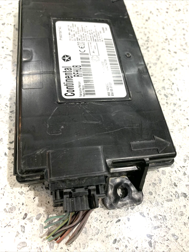 16 17 18 道奇 Charger comfort Climate 模块底盘脑盒 P68315971AC 原始设备制造商 — 第 4/4 张图片