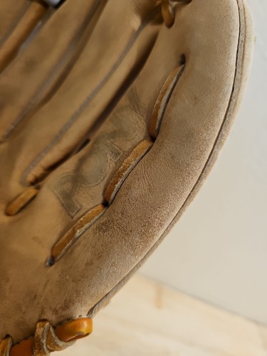 Vintage Pony Prime P2500 Leather  Baseball Mitt Glove RHT, RARE, Broke In! - Picture 4 of 9