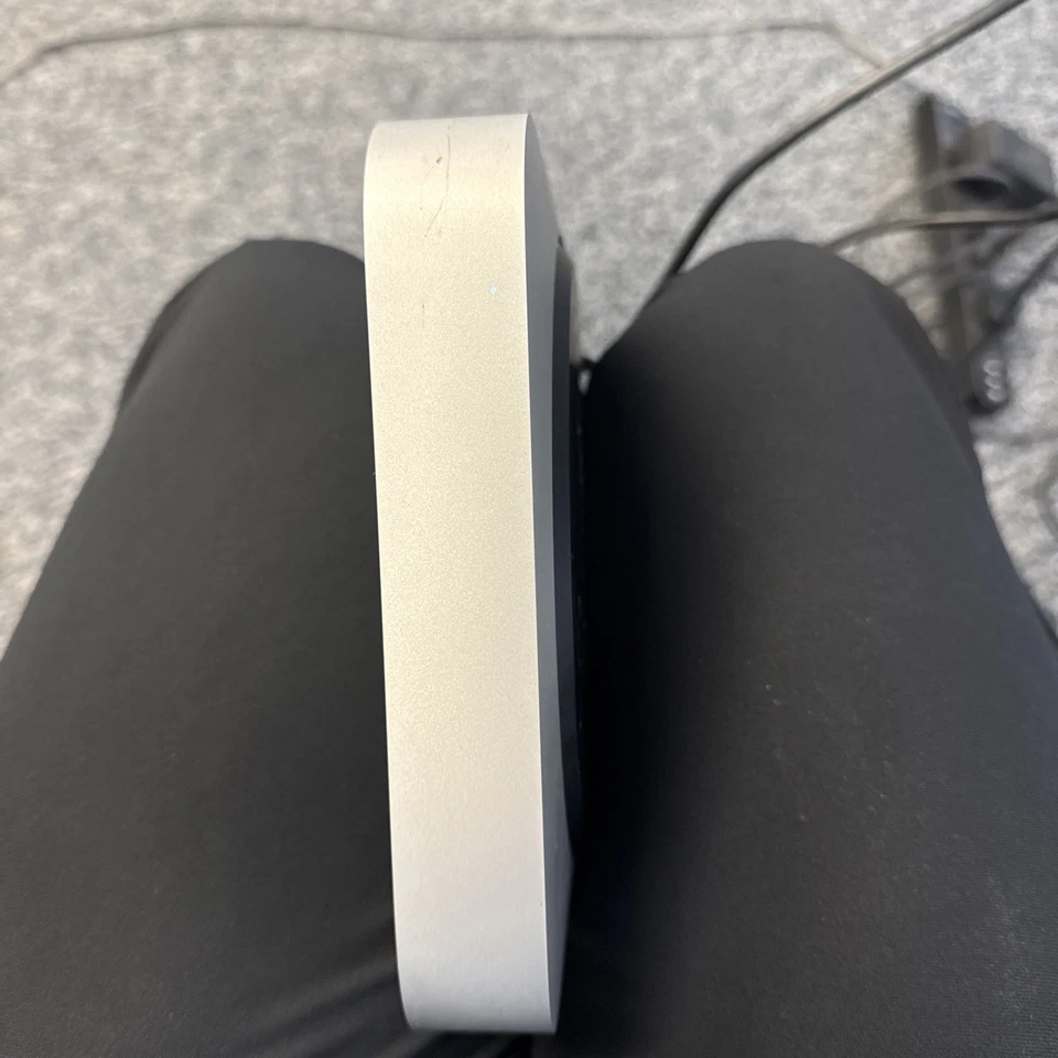 Apple Mac mini (256GB SSD, M2, 8GB, Gigabit Ethernet) Silver - MMFJ3LL/A - Image 3 of 4