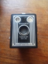Eastman Kodak Company Brownie Target Six-20 Box Camera Working Shutter Untested