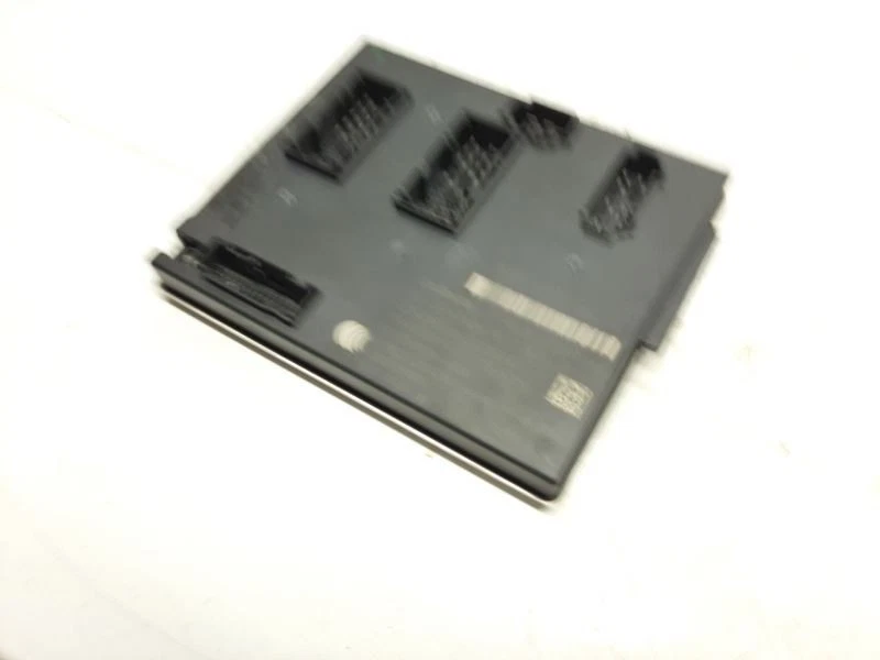 Porsche Macan 2016 módulo de control de carrocería delantera 7PP907064JL Foto 3 de 4