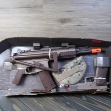 US Marines Airsoft Rifle Pistol Gun Set Brown Tan Plastic Holster Orange Tip