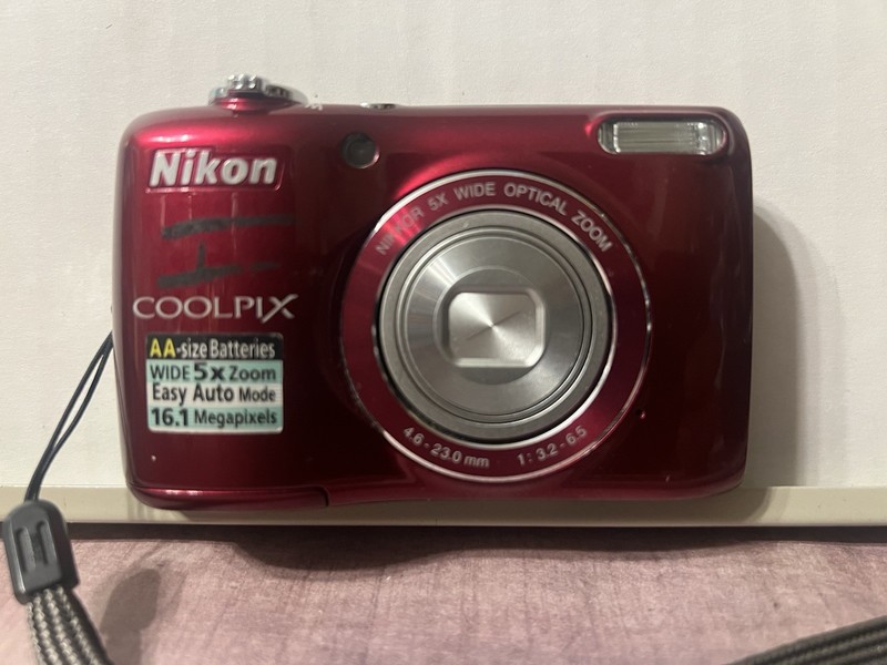 Nikon Coolpix L26 16.1MP Digital Camera 5x Optical Zoom Red - Tested