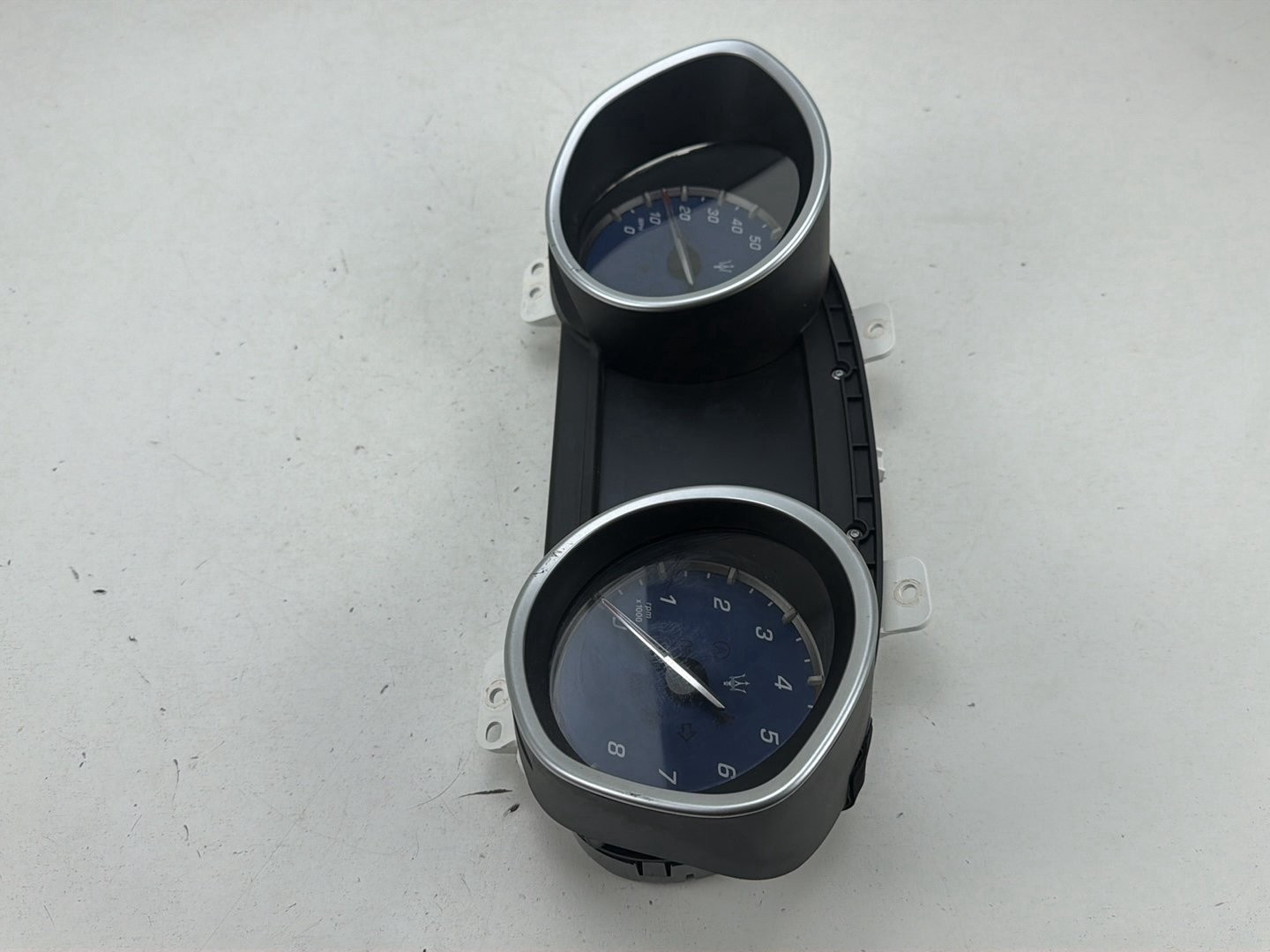 Maserati Ghibli 2014-2017 Instrument cluster P/N 670037143