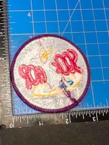 Girl Scouts Sock Hop Embroidered Collectible Vintage Patch - Picture 4 of 5