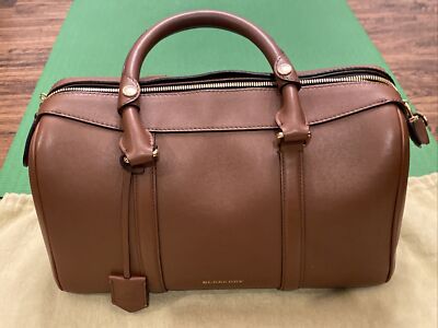 ハンドバッグ BURBERRY MEDIUM BOWLING BAG Burberry Bowling Bag Leather Medium Size Tan Color - Good