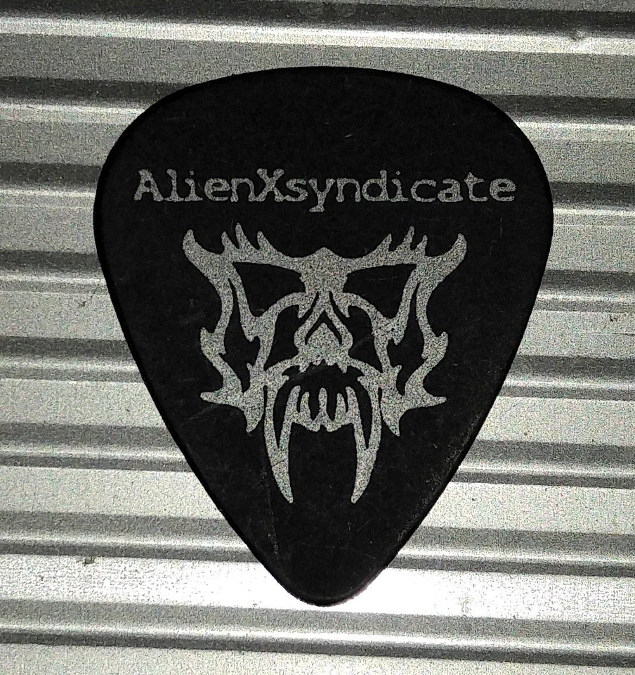 Selección de guitarra AlienXsyndicate 1 ALIEN SKULL .88mm púas púas genial coleccionista Foto 4 de 4
