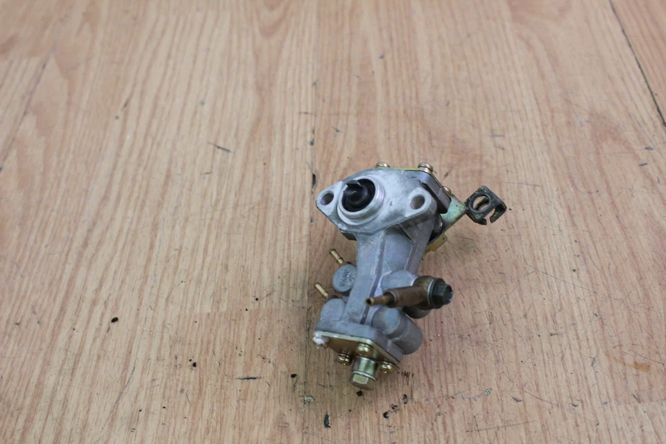 Bomba de aceite Arctic Cat Mountain Cat 600 2001 VEV Foto 3 de 4