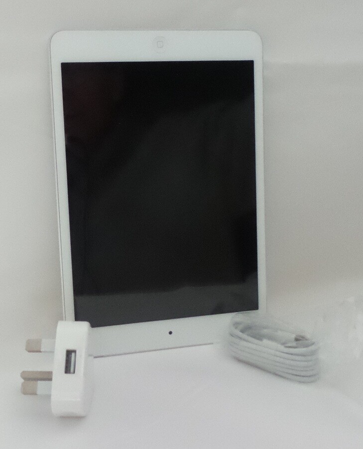 iPad mini 4 WiFi セルラー32G SoftBankシルバー 美品 iPad mini 4 WiFi セルラー32G SoftBankシルバー 美品 Amazon