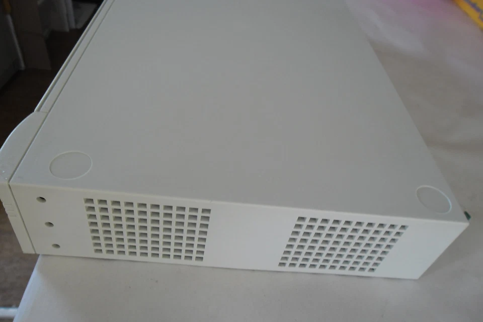 3COM SuperStacker ll Switch 3300 FX Model 3C16982 NEW - Image 4 of 4