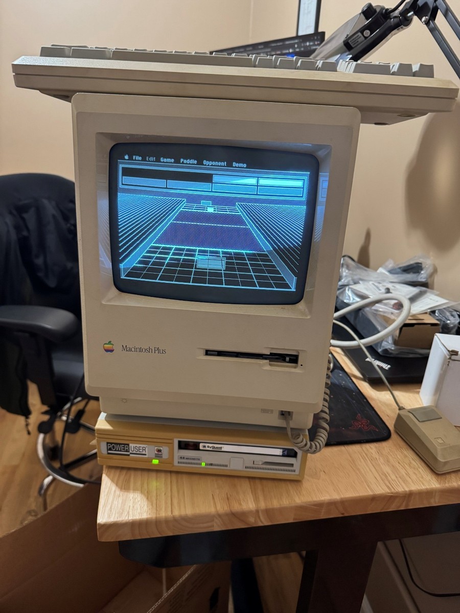 Vintage Apple Macintosh Plus Desktop Computer - M0001A AND