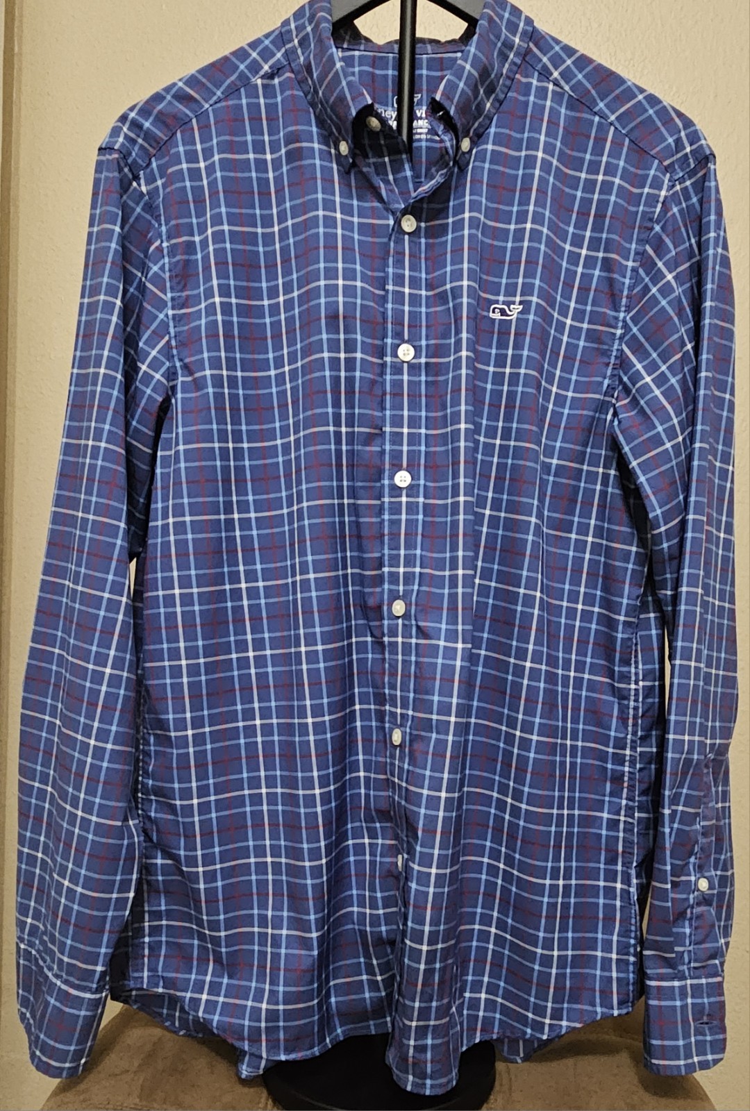 Vineyard Vines Medium Performance Long Sleeve But… - image 1