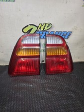 1999-2002 Toyota Land Cruiser Inner Tail Light Driver Left Pass Right Side Oem 1999-2002 Toyota Land Cruiser Inner Tail Light Driver Left Pass Right Side Oem