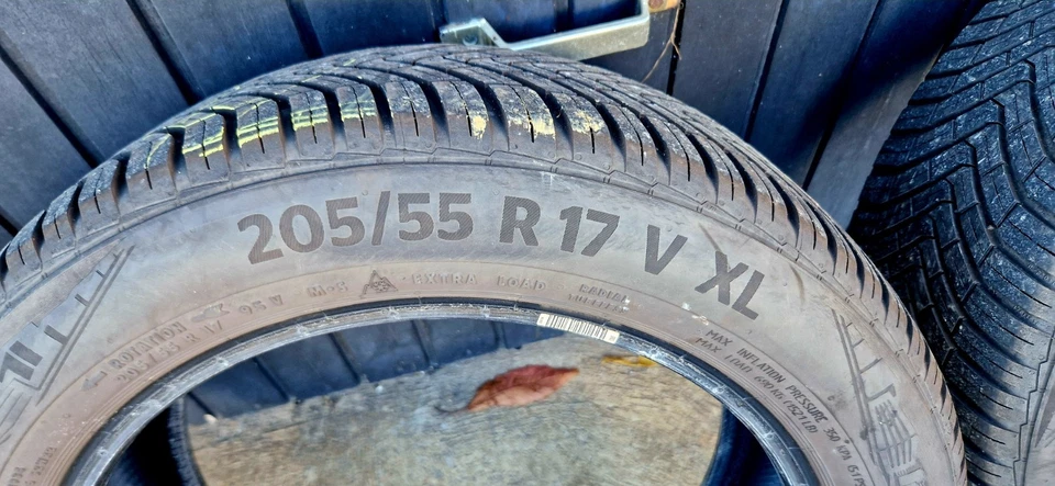 4 Stück Ganzjahresreifen - Continental All Season Contact 205/55 R17 95V - Bild 3 von 4