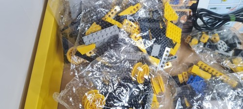 Lego Technic 8438 Pneumatischer Kran Brandneu Selten Retired Vintage - Bild 11 von 12