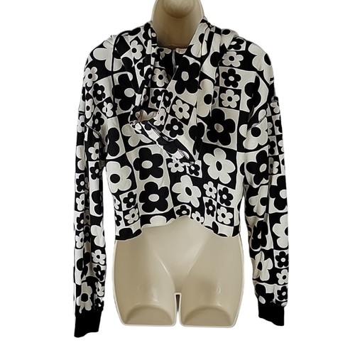 Wild Fable Long Sleeve Crop Hoodie, Black/White, Size M, NWT - Picture 2 of 8