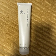 Nuskin ageLOC Dermatic Effects Contouring Body Lotion - 5 oz Sealed