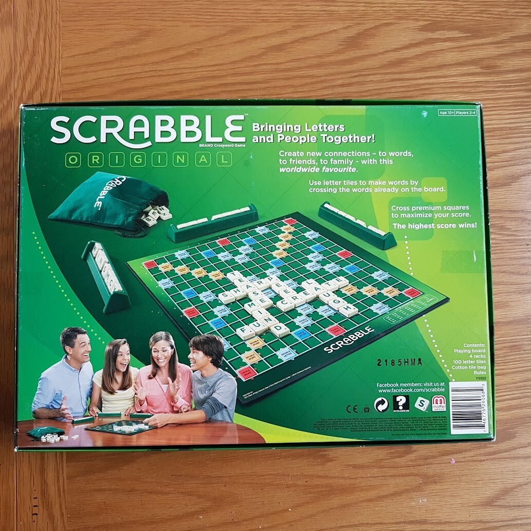 SCRABBLE Original Family Word Board Game 100 COMPLETE Mattel 2012