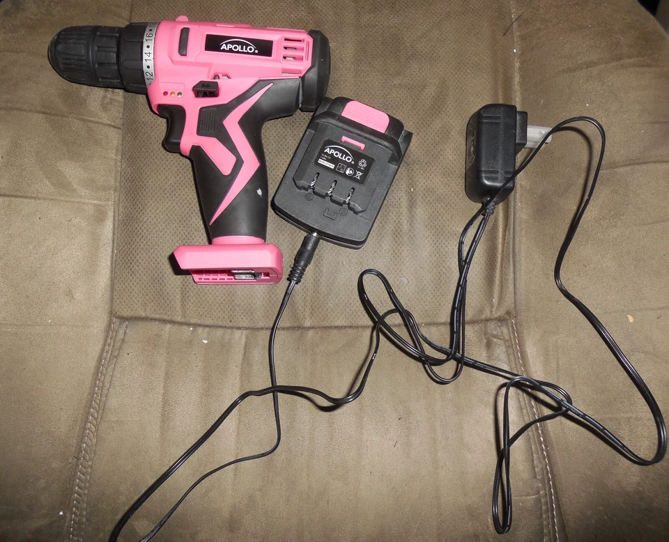 Taladro inalámbrico de iones de litio Apollo Tool 10,8 V usado en excelente estado - rosa Foto 3 de 4