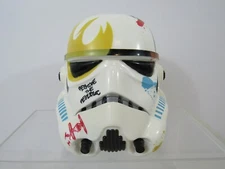 Star Wars MZ Berger & Co. Stormtrooper LCD Watch and Storage Case (Pg45E)