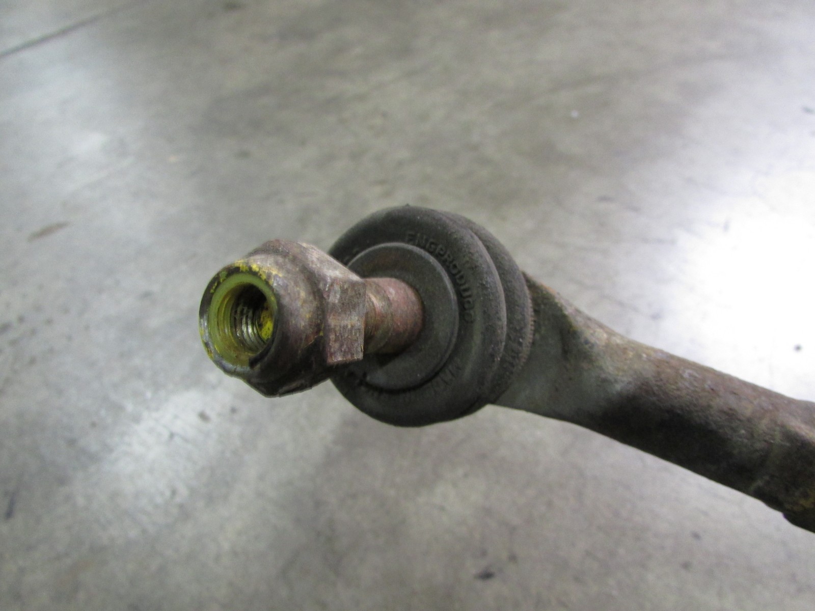 Ferrari 308,Complete Steering Gear Rack, tie rod end ripped, used, P/N 123911