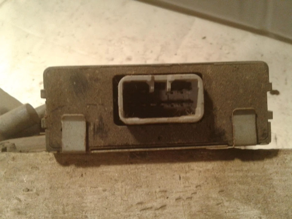 Used Cooling Module fits: 1992 Toyota Camry Cooling Fan RH dash Grade A - Imagem 2 de 4