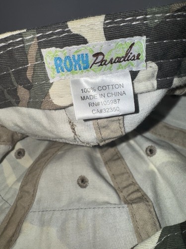 ROXY QUICKSILVER GREEN AND PINK ARMY CAMO CAMOUFLAGE GIRLS READ DESCRIPTION OS - Picture 16 of 18