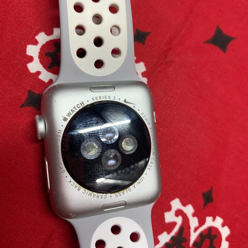 apple watch serie 2 nike 42mm Foto 4 de 4