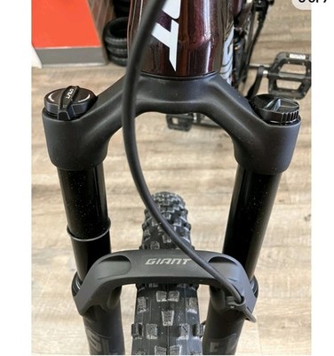 Giant Crest 34 SL RCL 29 fork, 130mm, 15x110 Boost, 44mm offset