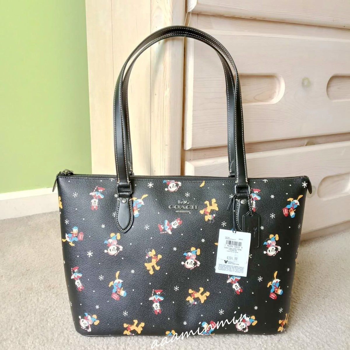 NWT Disney X Coach Gallery Tote Bag With Holiday Print CM189