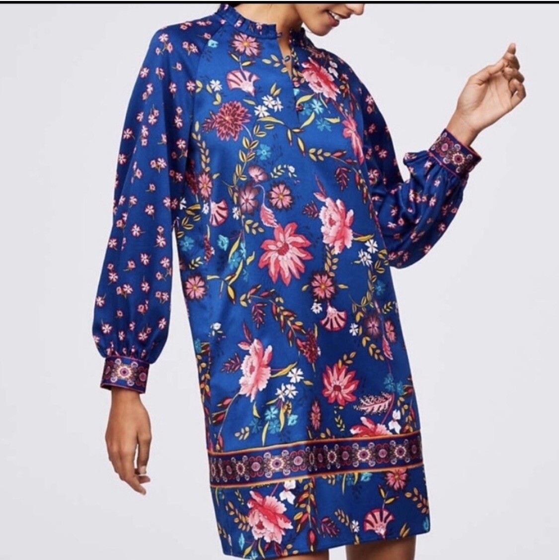 blue satin shift dress Embossed Floral Satin Short Sleeve Shift Dress 8 / Blue Thistle EN main image 1
