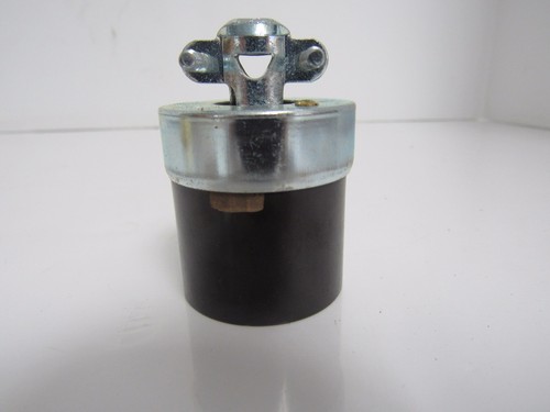 CONECTOR DE HOJA RECTA HUBBELL HBL5324 15A 277VAC - Imagen 4 de 6