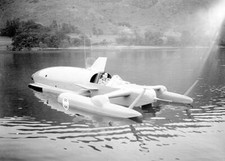Donald Campbell breaks Water Speed Record Bluebird K7 Ullswat- 1955 Old Photo