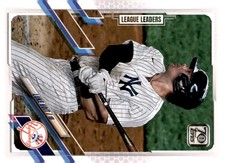 2021 Topps #252 Luke Voit Rainbow Foil