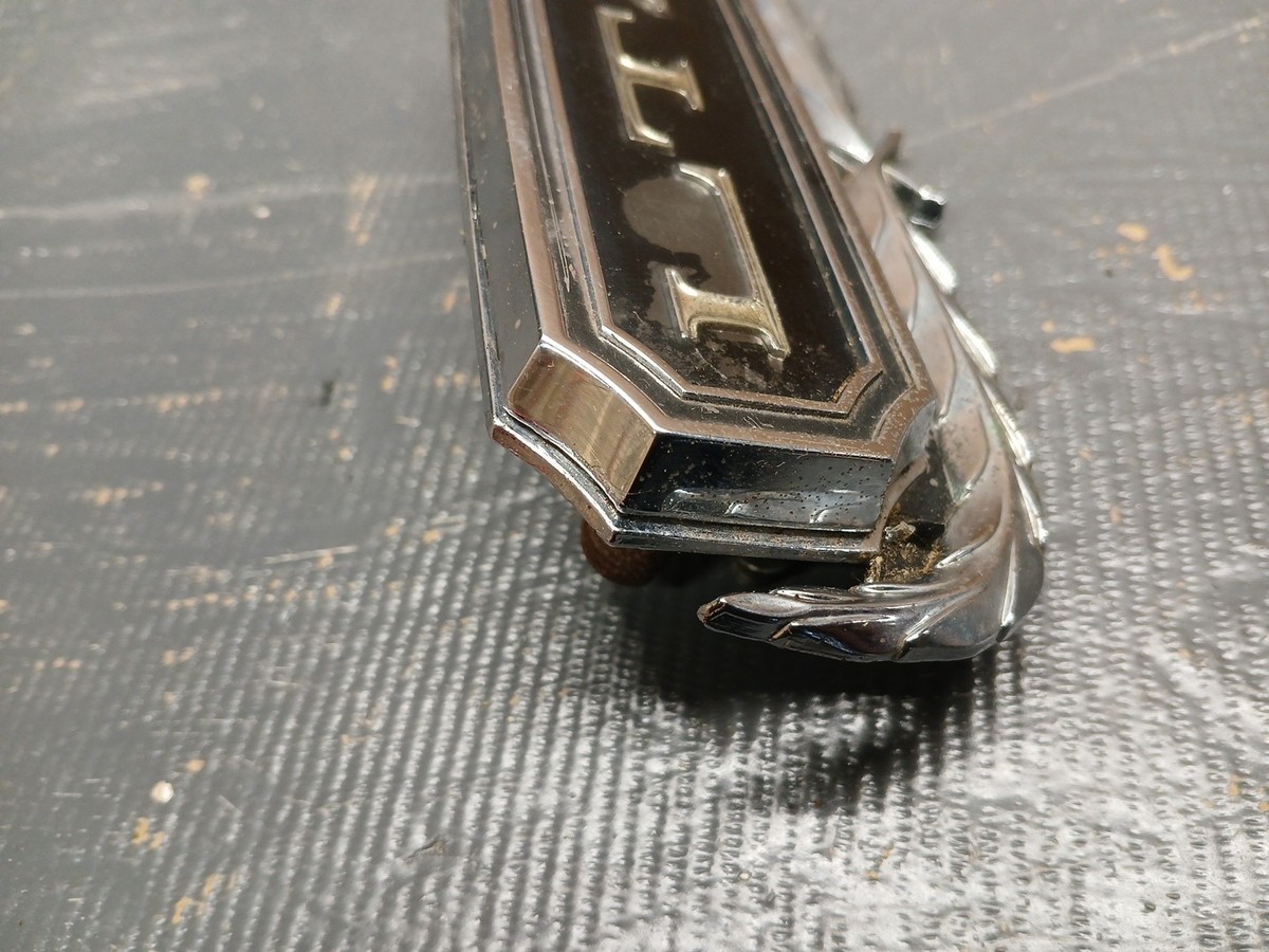 1970 1972 Ford Galaxie LTD Trunk Lock Cover Emblem OEM C9AB-54435