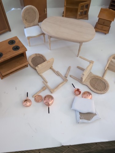 Konvolut Puppenmöbel aus Holz - Bild 13 von 13