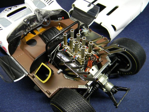 AUTOart Millenium 1965 "Chaparral 2" #66 Jim Hall, 1:18 Diecast Model # 86496 - Picture 16 of 21