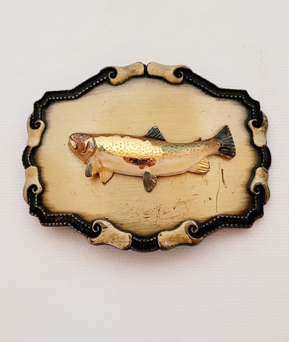 VINTAGE 3D RAINBOW TROUT BELT BUCKLE 1977 RAINTREE BUCKLE/JEWELERY 3 1/2 X 2 3/4