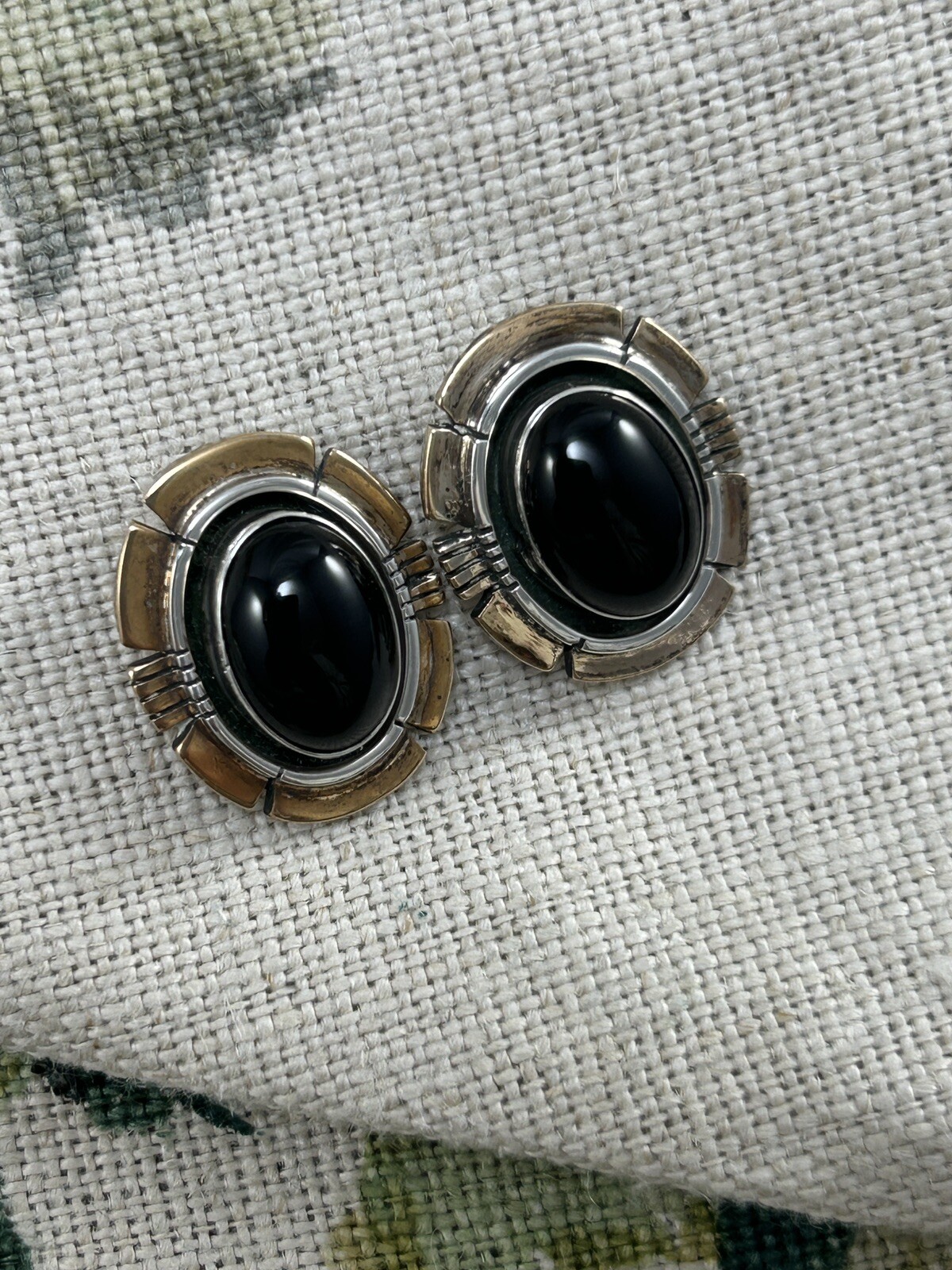 Picture 4 of 11
