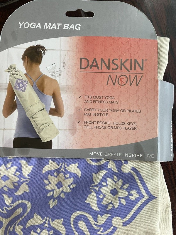 Danskin Now Yoga Mat Bag Cream with Purple Design with outside pocket, NWT