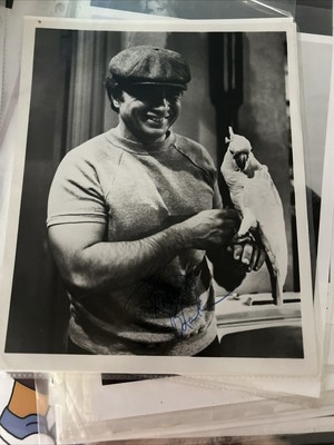 Robert Blake 8 x 10 black-and-white autographed Photo