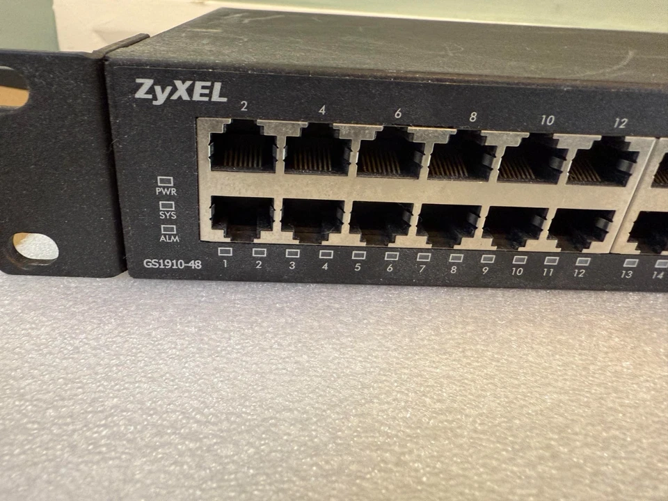 Zyxel GS1910-48 48-Port Smart Switch - Image 4 of 4