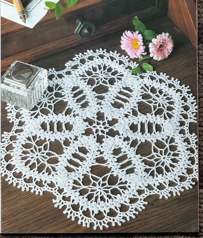 MAGIC Crochet Magazine - 1990 (#69) - Image 2 of 4
